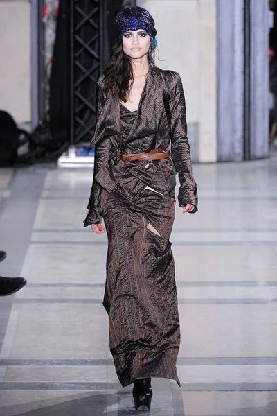 Look 47